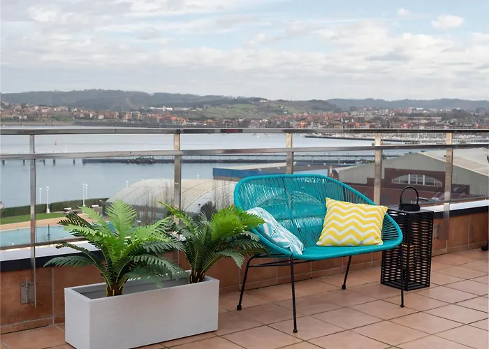Atico Lujo Costa Vasca Bilbao,terraza, Mar, Jacuzi Apartment Santurtzi