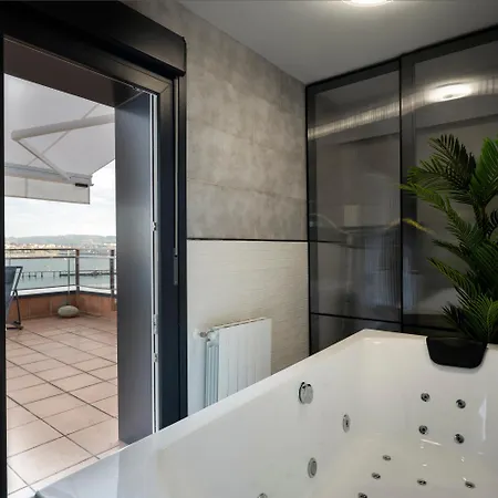 Atico Lujo Costa Vasca Bilbao,terraza, Mar, Jacuzi